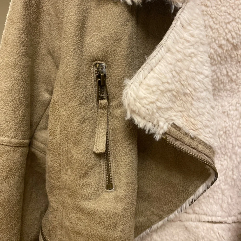 Jacket - Picture 2 of 2